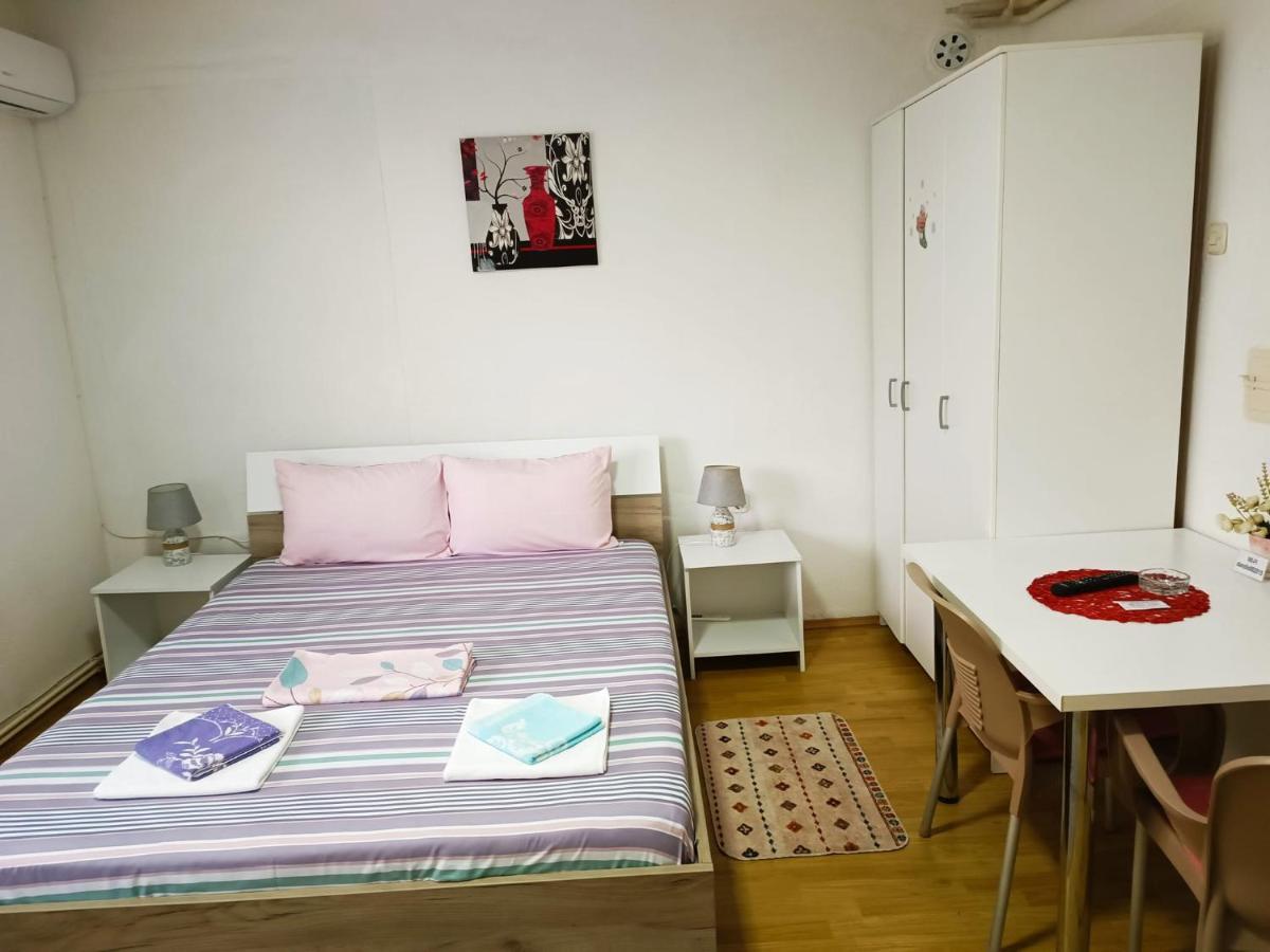 City Center Apartments Прилеп Экстерьер фото