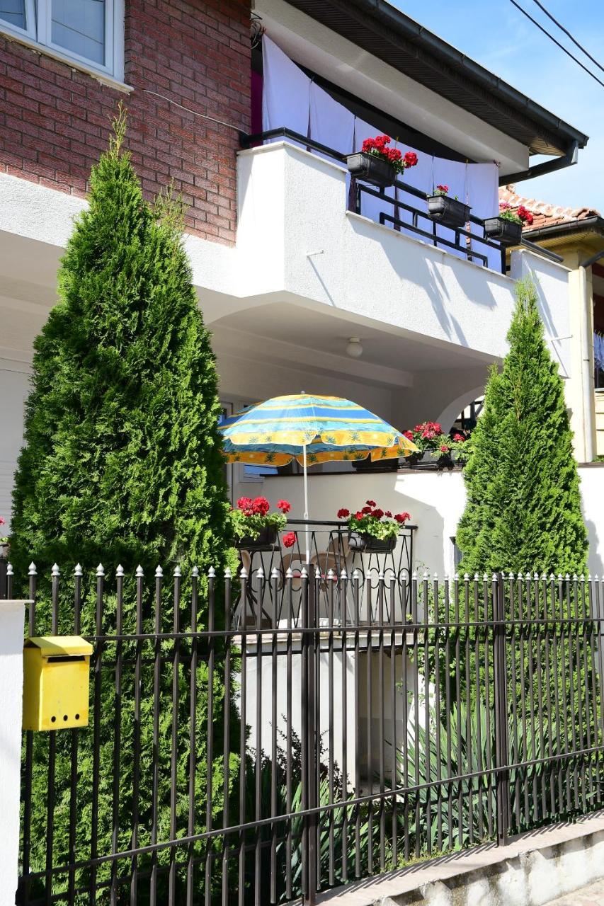 City Center Apartments Прилеп Экстерьер фото